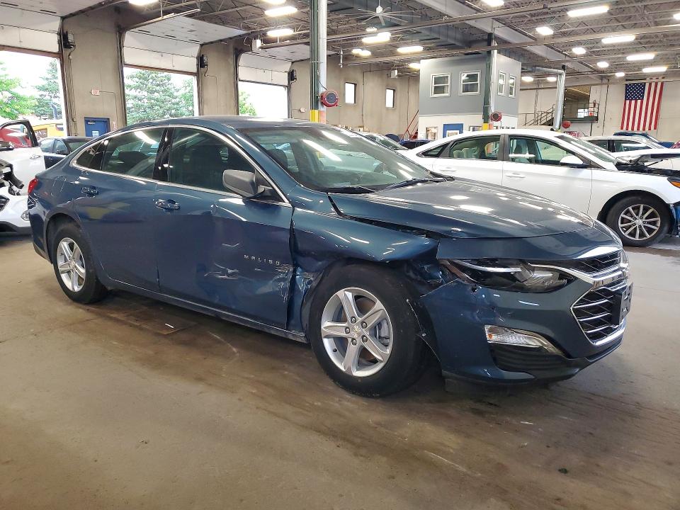 Продаж на аукціоні авто 2025 Chevrolet Malibu, vin: 1G1ZC5ST8SF120334, номер лоту: 63375456