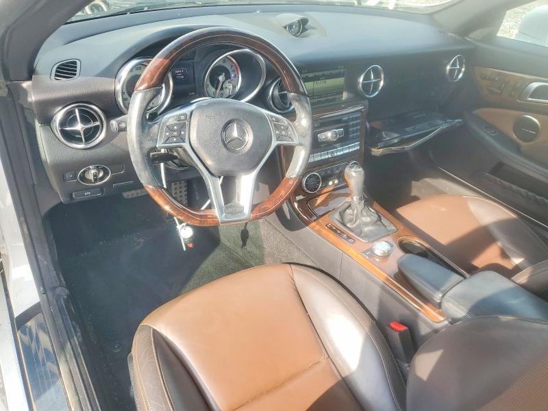 2016 Mercedes-benz Slk მანქანა იყიდება აუქციონზე, vin: WDDPK5HA8GF120130, აუქციონის ნომერი: 65927356