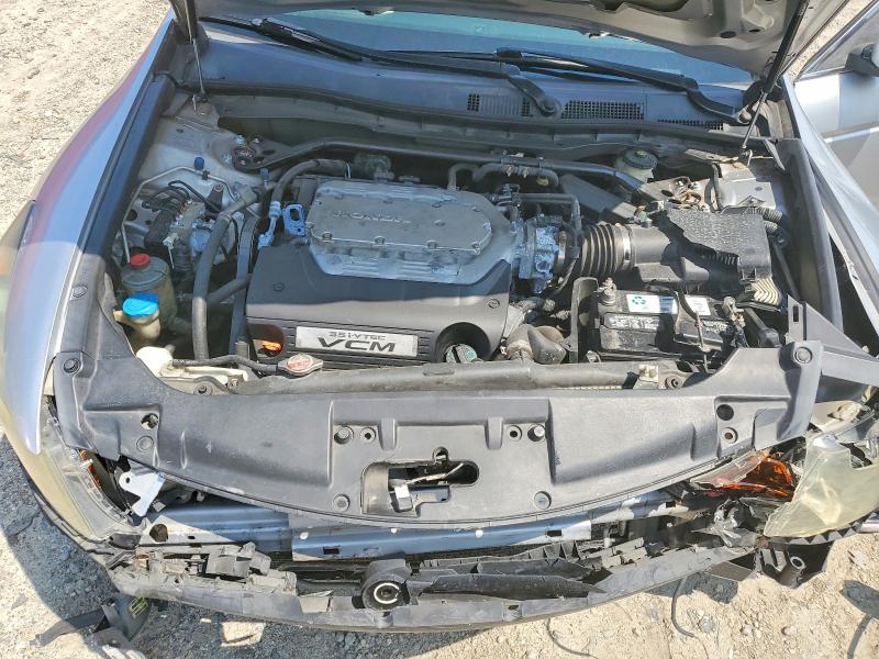 64450496 :رقم المزاد ، 1HGCP36858A027046 vin ، 2008 Honda Accord مزاد بيع