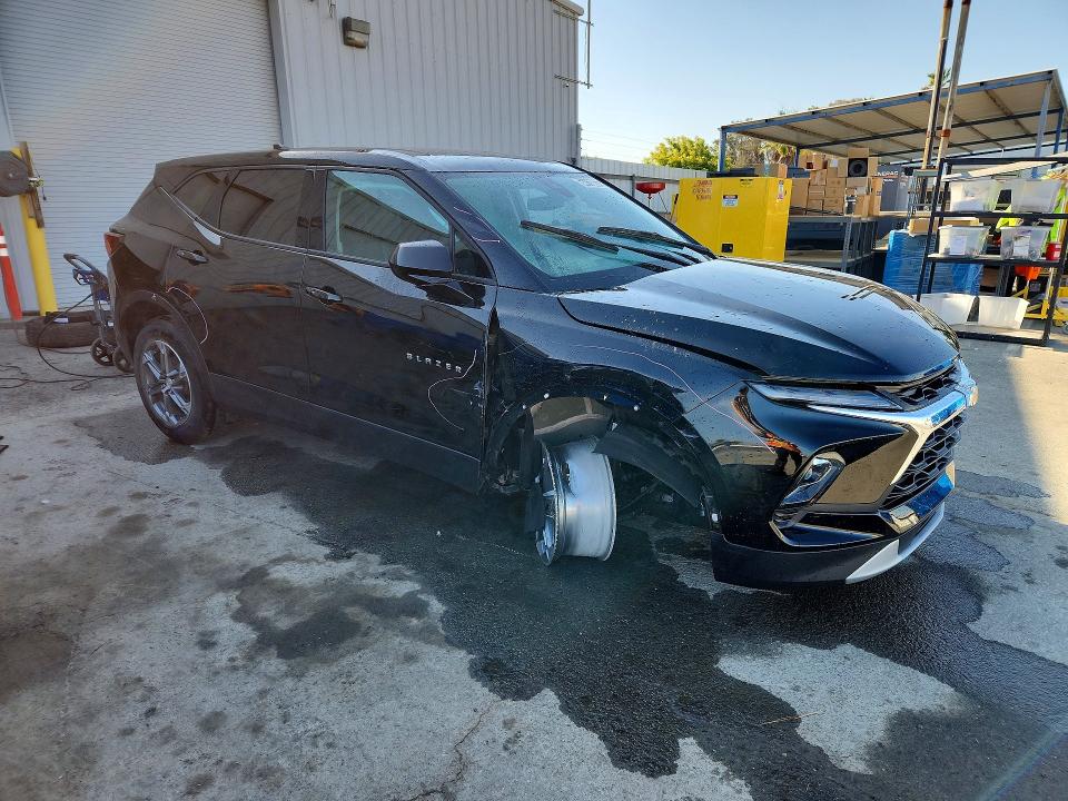 Продаж на аукціоні авто 2026 Chevrolet Blazer, vin: 3GNKBCR48TS146838, номер лоту: 64410866