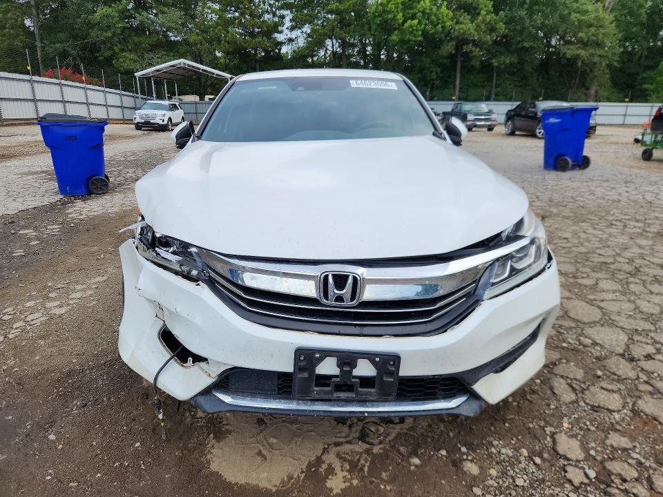Aukcja sprzedaży 2017 Honda Accord, vin: 1HGCR2F68HA082836, numer aukcji: 64623606