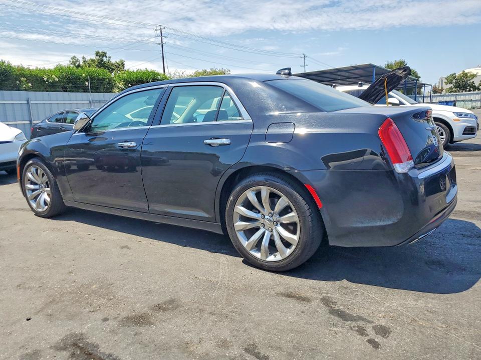 Продажа на аукционе авто 2017 Chrysler 300c, vin: 2C3CCAEG7HH668003, номер лота: 63914816
