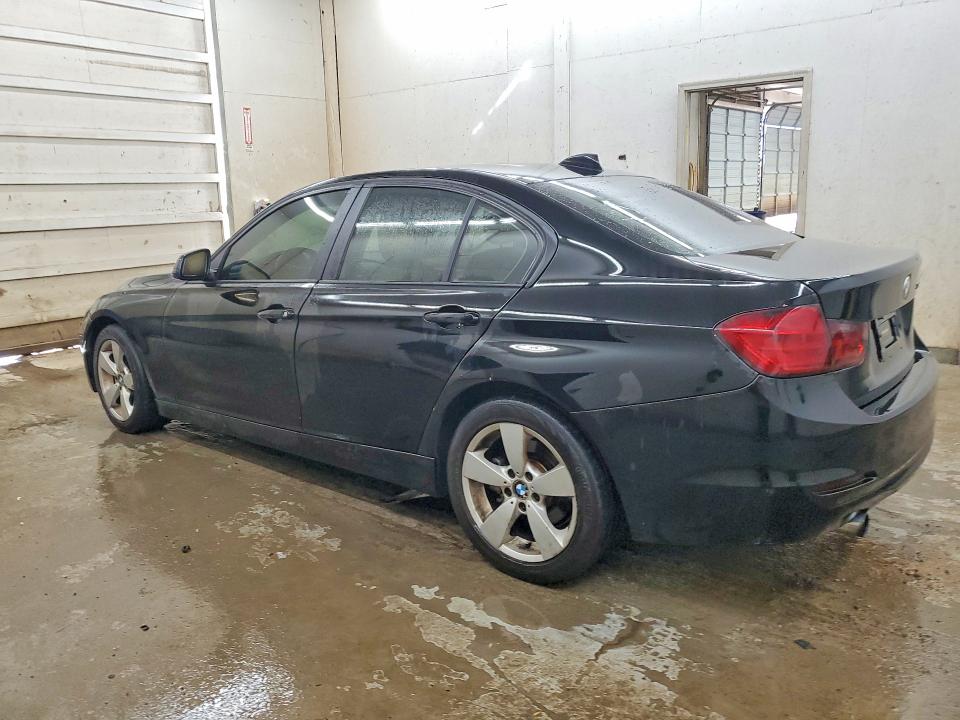 2014 Bmw 320 მანქანა იყიდება აუქციონზე, vin: WBA3B1G56ENS78343, აუქციონის ნომერი: 65635686