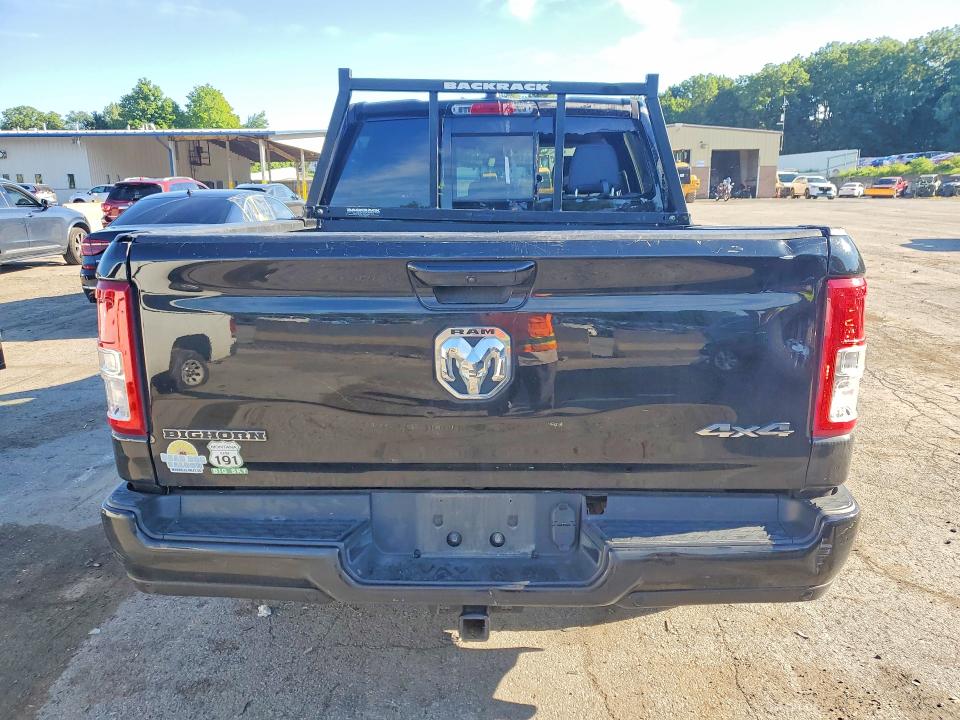 62463386 :رقم المزاد ، 1C6RRFFG2RN103335 vin ، 2024 Ram 1500 مزاد بيع