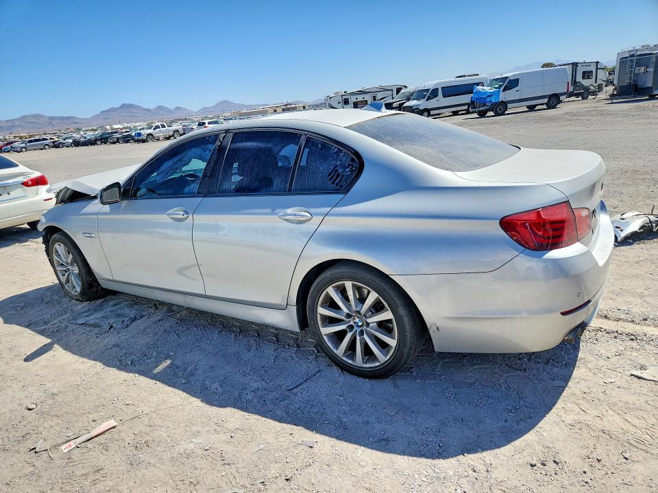 63155276 :رقم المزاد ، WBAFR1C59BDS36832 vin ، 2011 Bmw 528 مزاد بيع