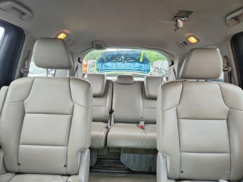 63673626 :رقم المزاد ، 5FNRL5H67GB055545 vin ، 2016 Honda Odyssey مزاد بيع