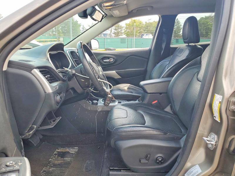 61442576 :رقم المزاد ، 1C4PJMJS9GW301652 vin ، 2016 Jeep Cherokee مزاد بيع
