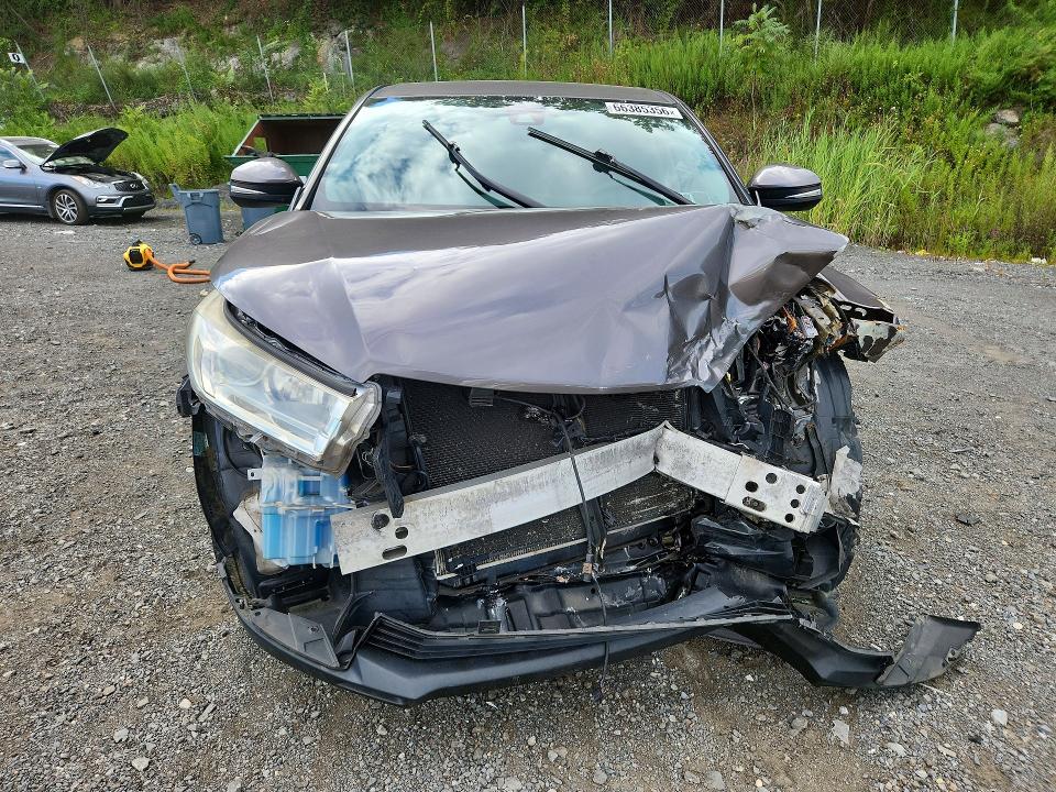 Продажа на аукционе авто 2018 Toyota Highlander, vin: 5TDBZRFH5JS804759, номер лота: 66385356