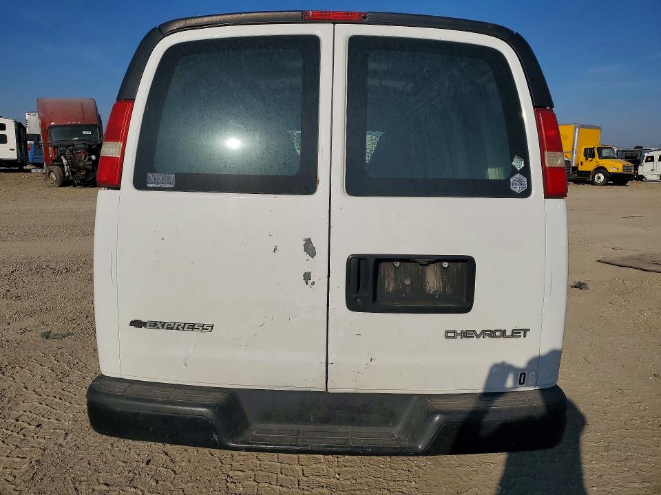 Aukcja sprzedaży 2005 Chevrolet Express 2500, vin: 1GCGG25V751122172, numer aukcji: 65530566