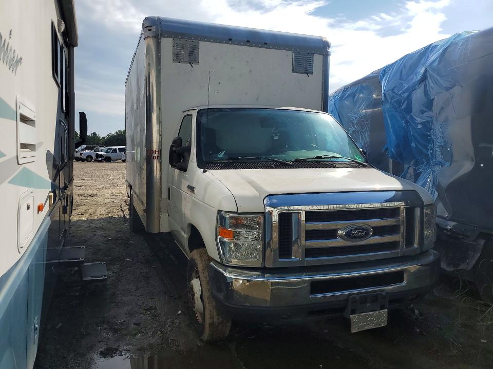 Auction sale of the 2016 Ford Econoline, vin: 1FDXE4FS8GDC42842, lot number: 64313596