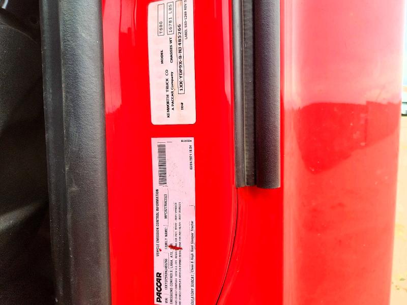 Продажа на аукционе авто 2022 Kenworth T680, vin: 1XKYDP9X8NJ485266, номер лота: 60662486
