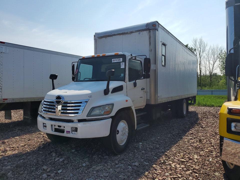 64747336 :رقم المزاد ، 5PVNE8JT462S12380 vin ، 2006 Hino Hino 268 مزاد بيع