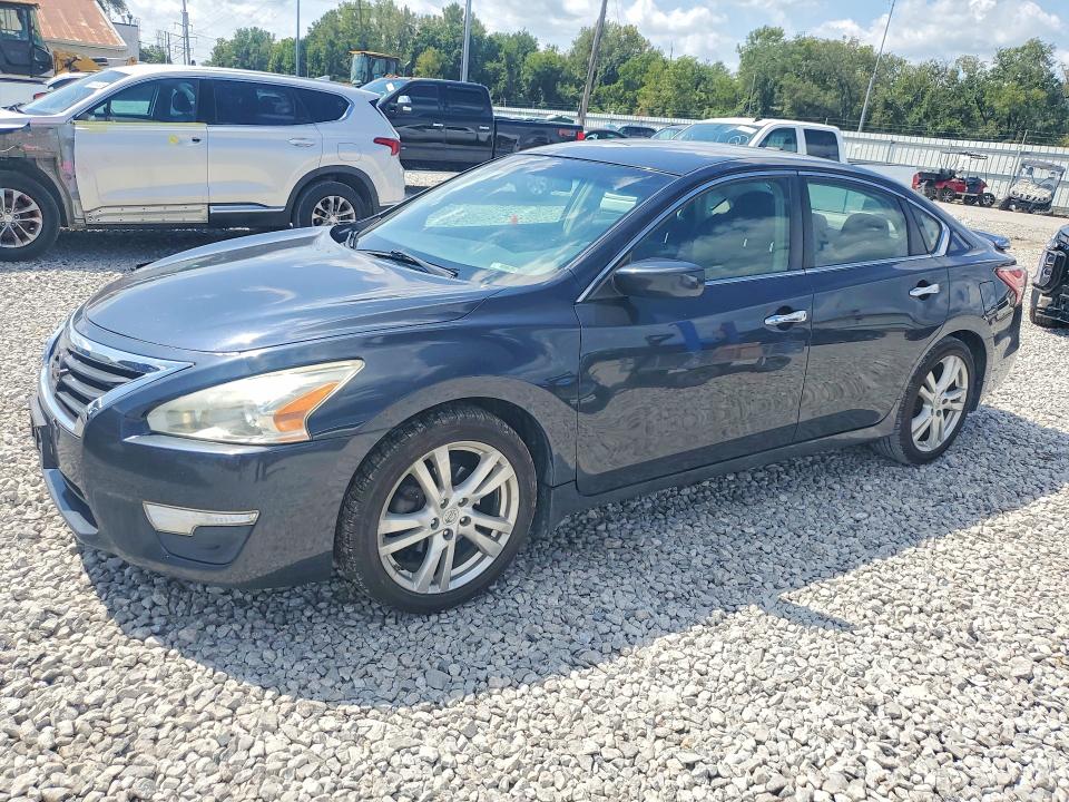 66642946 :رقم المزاد ، 1N4BL3AP0DN566381 vin ، 2013 Nissan Altima مزاد بيع