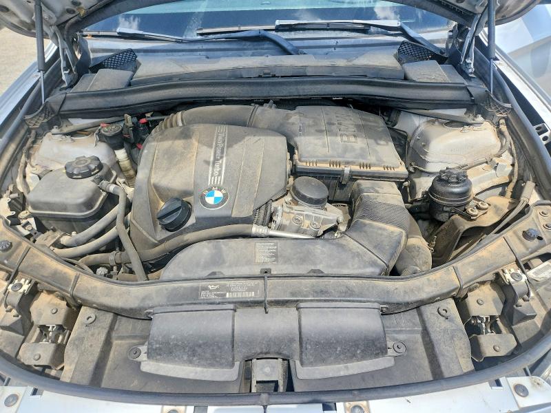 2013 Bmw X1 მანქანა იყიდება აუქციონზე, vin: WBAVM5C54DVL63681, აუქციონის ნომერი: 64949936