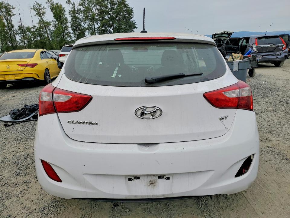 2014 Hyundai Elantra Gt მანქანა იყიდება აუქციონზე, vin: KMHD35LH8EU234289, აუქციონის ნომერი: 64213006