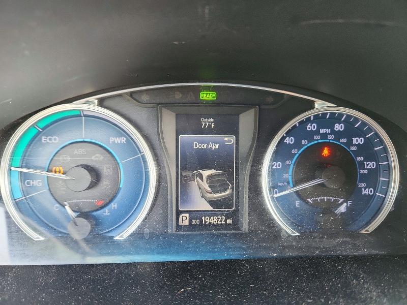 64401206 :رقم المزاد ، 4T1BD1FK3FU151889 vin ، 2015 Toyota Camry Hybrid مزاد بيع