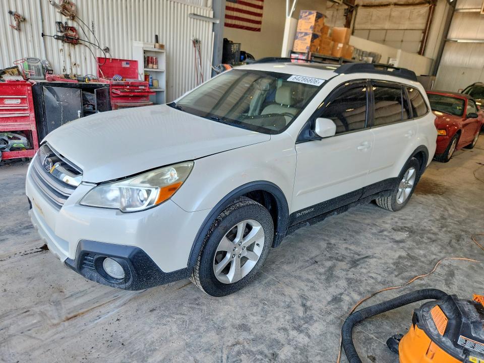 64286806 :رقم المزاد ، 4S4BRCLC2E3271746 vin ، 2014 Subaru Outback مزاد بيع