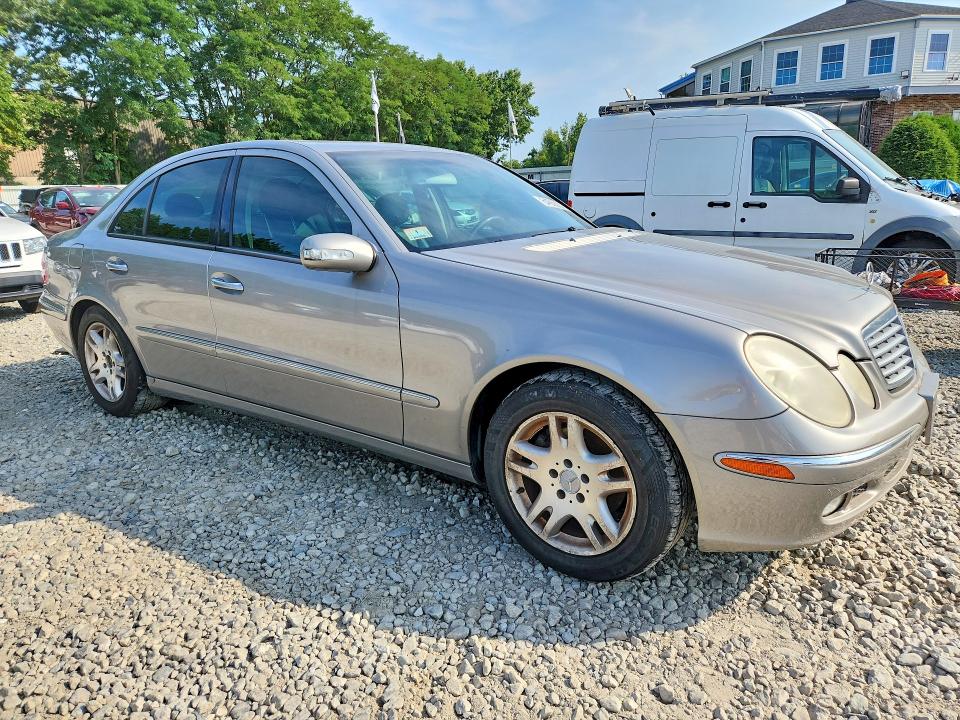Продажа на аукционе авто 2003 Mercedes-benz E, vin: WDBUF65J23A276925, номер лота: 64368016