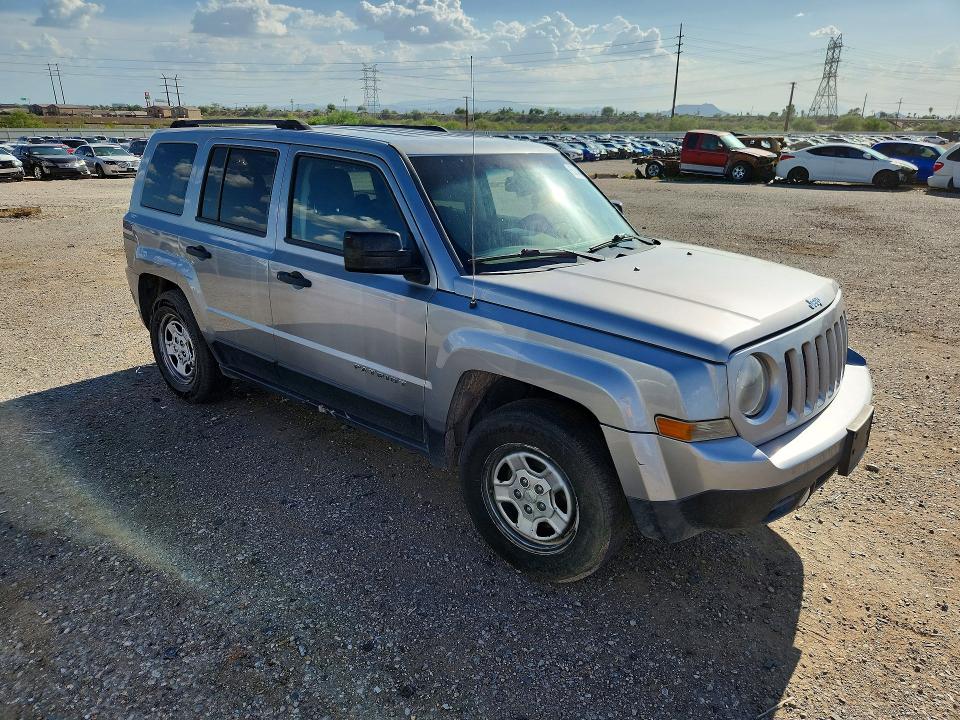 65354646 :رقم المزاد ، 1C4NJPBA9GD775076 vin ، 2016 Jeep Patriot مزاد بيع
