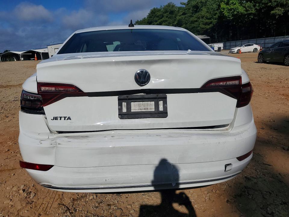 63635526 :رقم المزاد ، 3VWC57BU7MM016669 vin ، 2021 Volkswagen Jetta مزاد بيع
