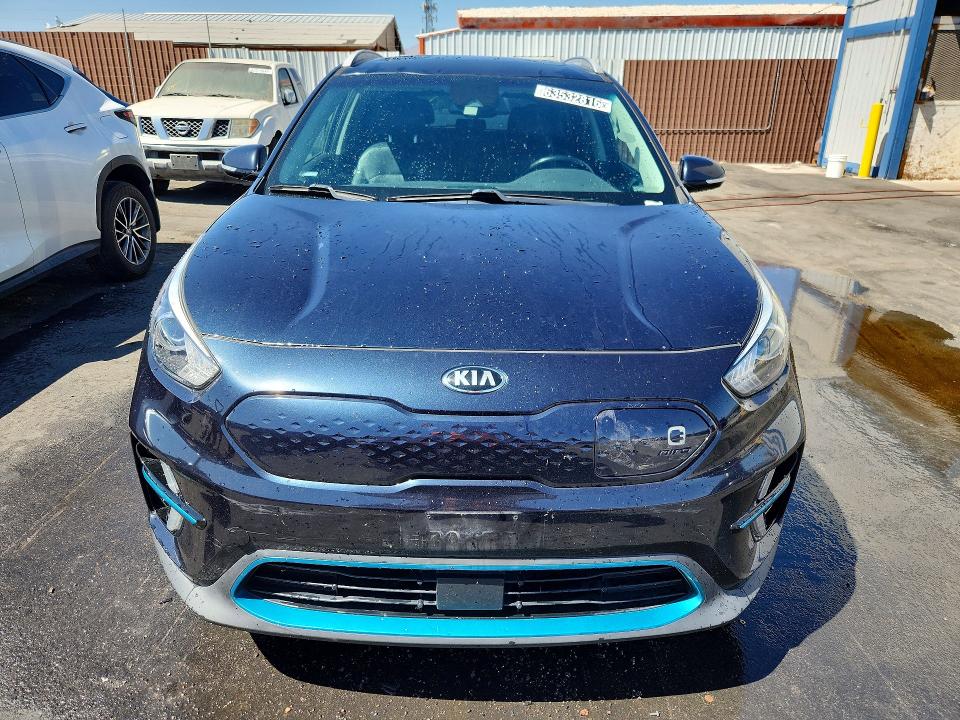 63532816 :رقم المزاد ، KNDCE3LG4L5056068 vin ، 2020 Kia Niro مزاد بيع