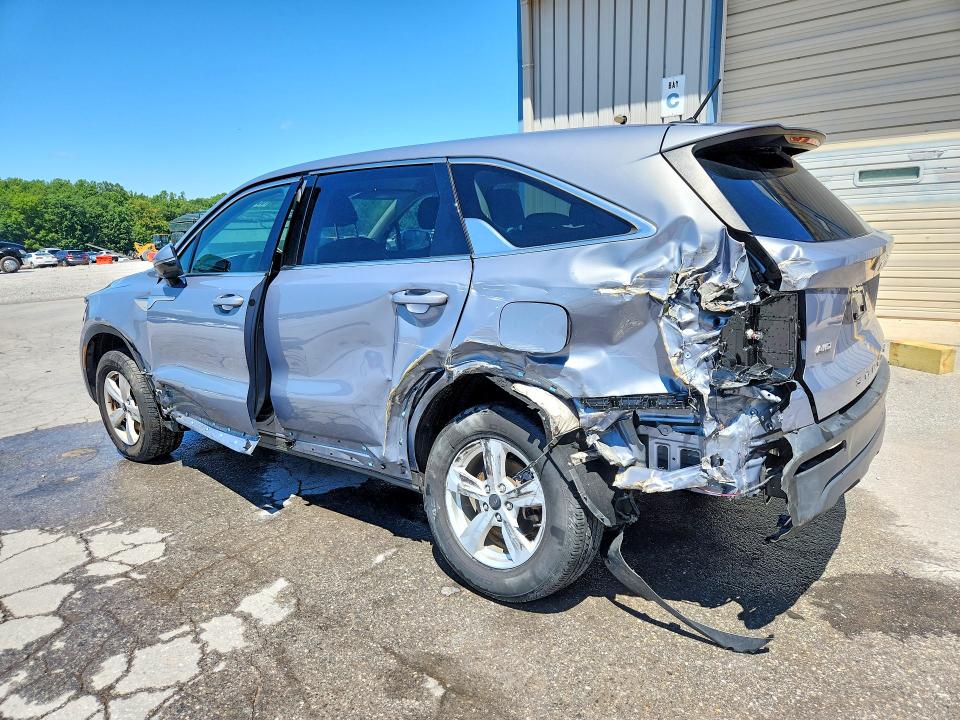 Продажа на аукционе авто 2022 Kia Sorento, vin: 5XYRGDLC4NG116934, номер лота: 63368376