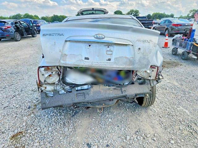 61591766 :رقم المزاد ، KNAFE121765368935 vin ، 2006 Kia Spectra مزاد بيع