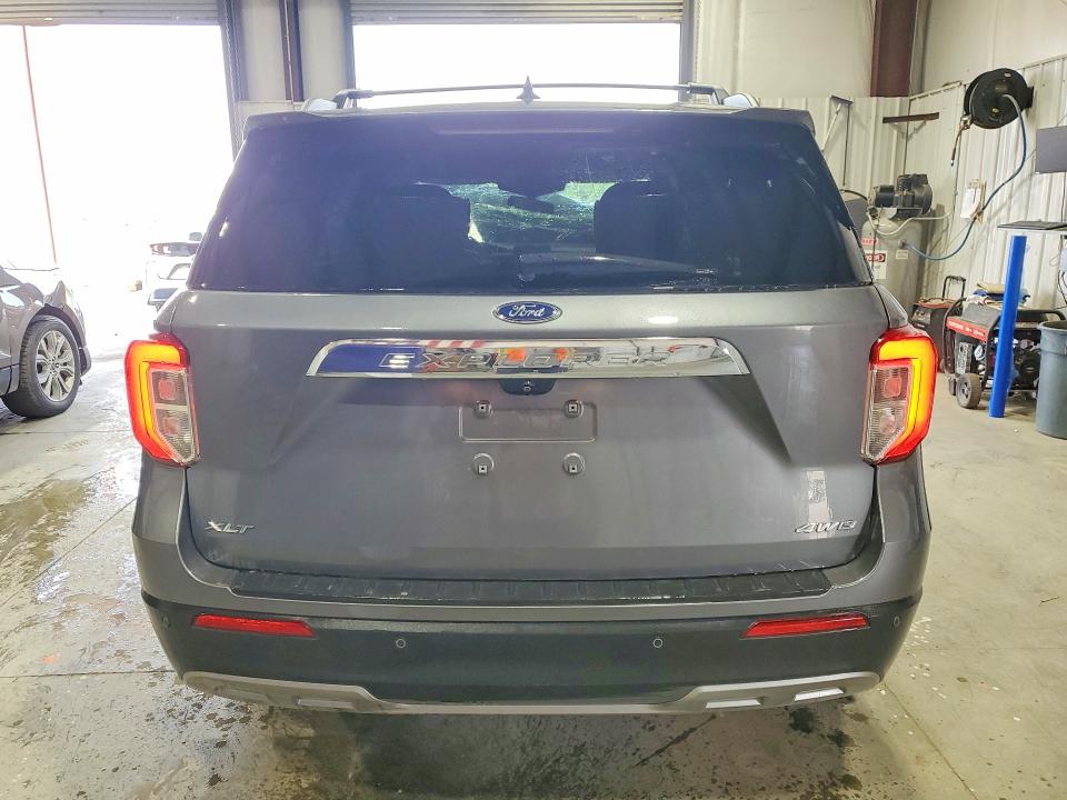 63947526 :رقم المزاد ، 1FMSK8DH0NGA54295 vin ، 2022 Ford Explorer مزاد بيع