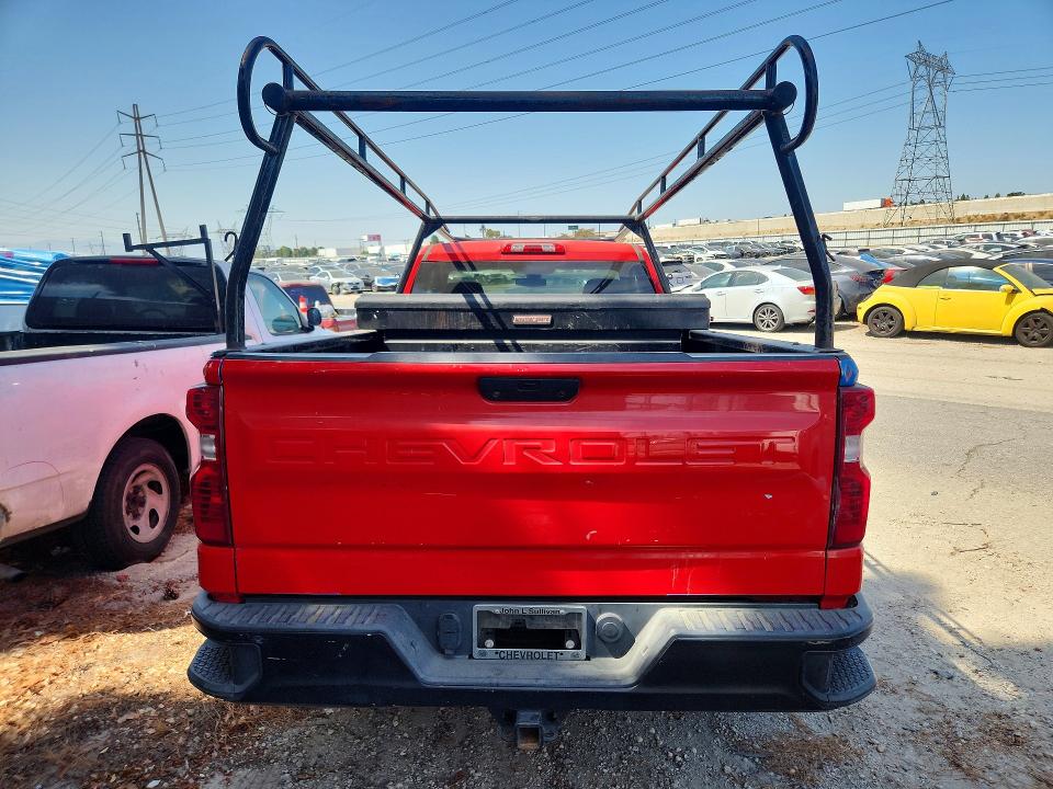 63043476 :رقم المزاد ، 3GCNWAEH9MG305068 vin ، 2021 Chevrolet Silverado مزاد بيع