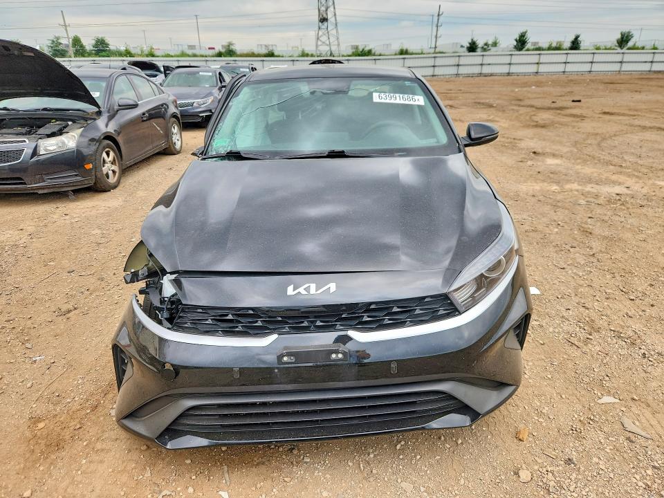 63991686 :رقم المزاد ، 3KPF24AD4RE840784 vin ، 2024 Kia Forte مزاد بيع
