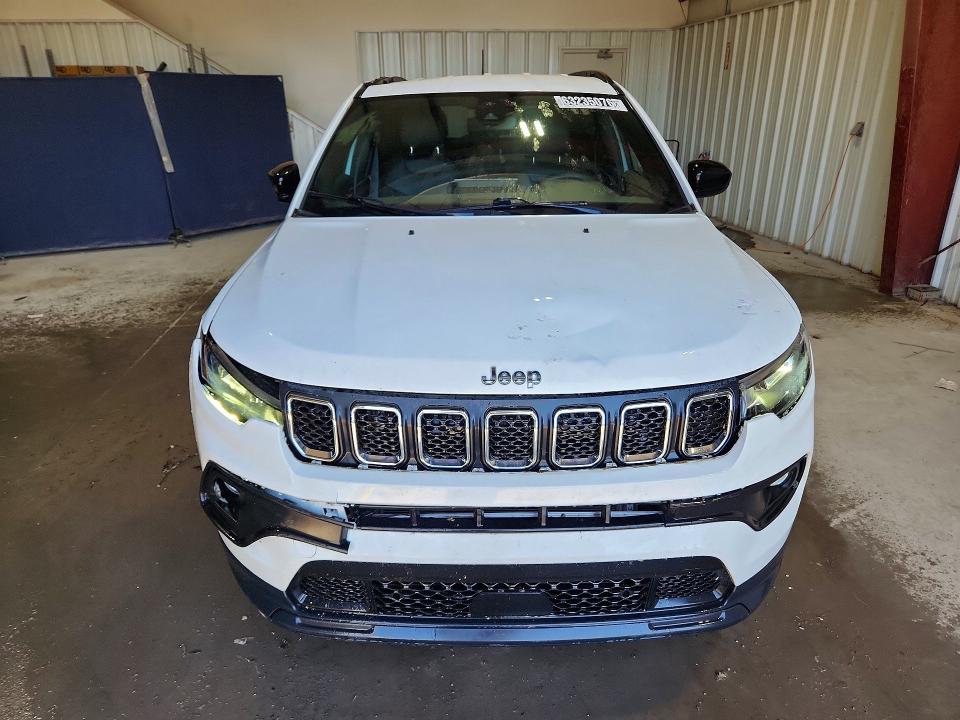 63235076 :رقم المزاد ، 3C4NJDBN7PT523001 vin ، 2023 Jeep Compass مزاد بيع