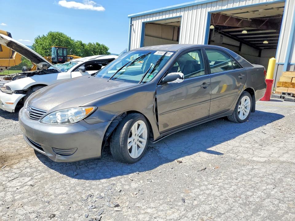 Auction sale of the 2005 Toyota Camry, vin: JTDBE32K553010460, lot number: 63331766