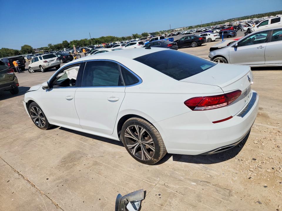 2022 Volkswagen Passat მანქანა იყიდება აუქციონზე, vin: 1VWSA7A36NC004225, აუქციონის ნომერი: 65196386