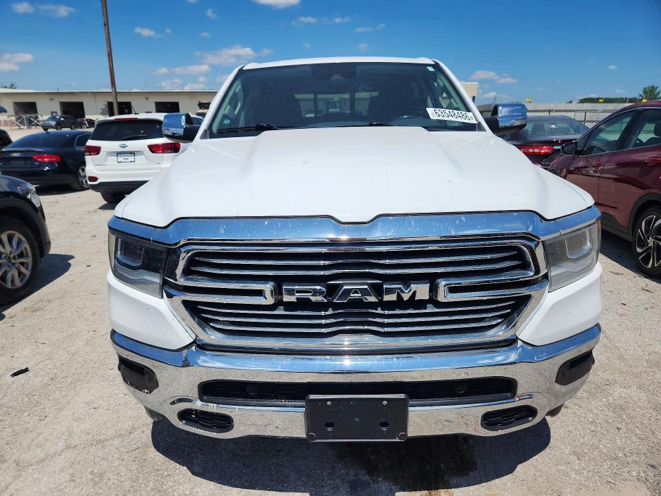 63548486 :رقم المزاد ، 1C6SRFJT5NN282373 vin ، 2022 Ram 1500 مزاد بيع