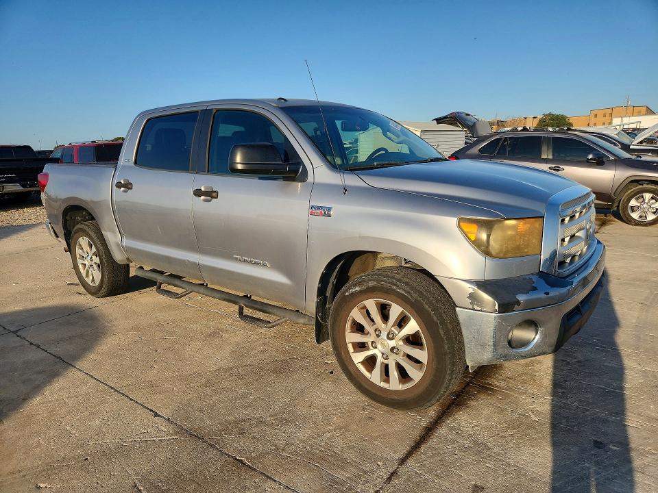 64842346 :رقم المزاد ، 5TFDW5F1XAX156682 vin ، 2010 Toyota Tundra مزاد بيع
