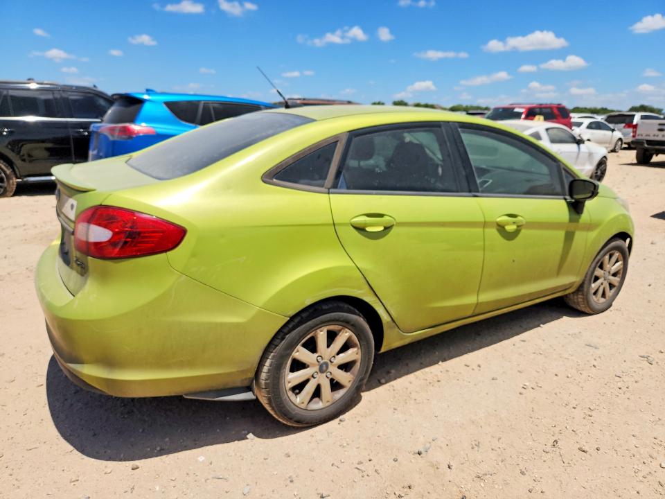 61450736 :رقم المزاد ، 3FADP4BJ7DM140971 vin ، 2013 Ford Fiesta مزاد بيع