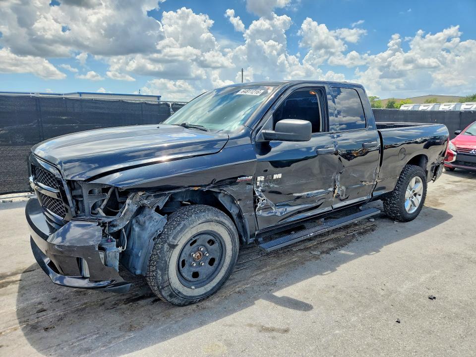 64811216 :رقم المزاد ، 1C6RR7FT1KS568036 vin ، 2019 Ram 1500 Classic مزاد بيع