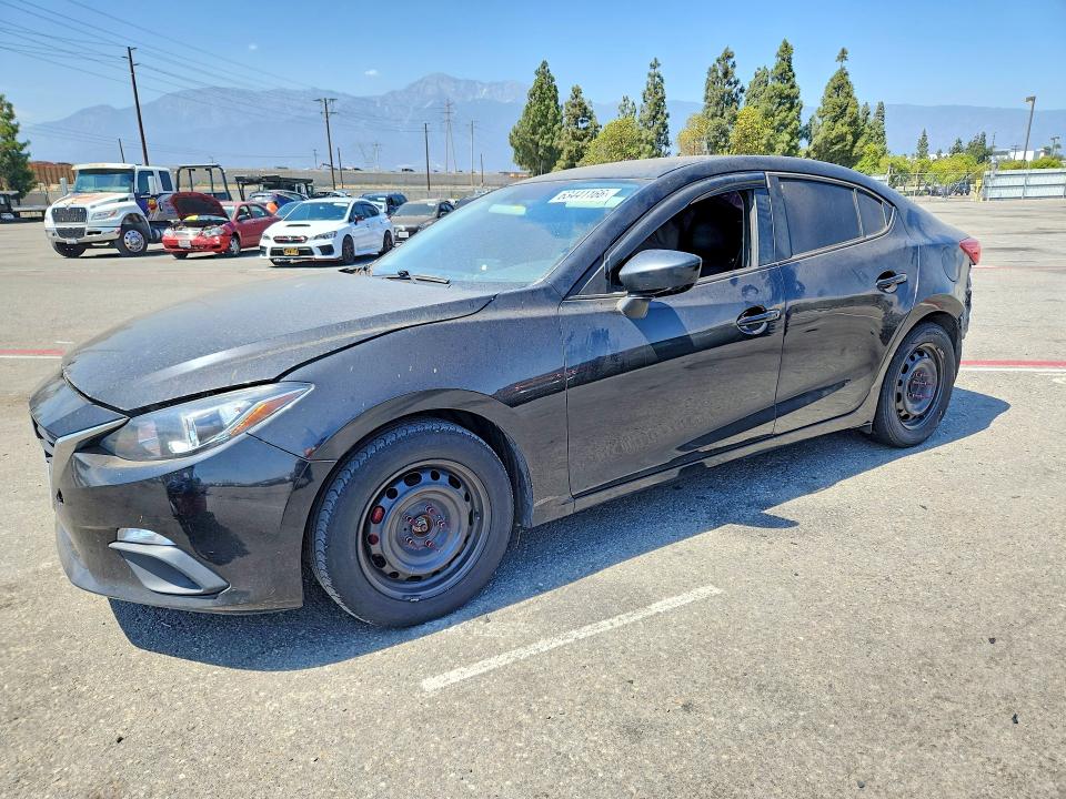 63441166 :رقم المزاد ، 3MZBM1U79FM217317 vin ، 2015 Mazda 3 مزاد بيع