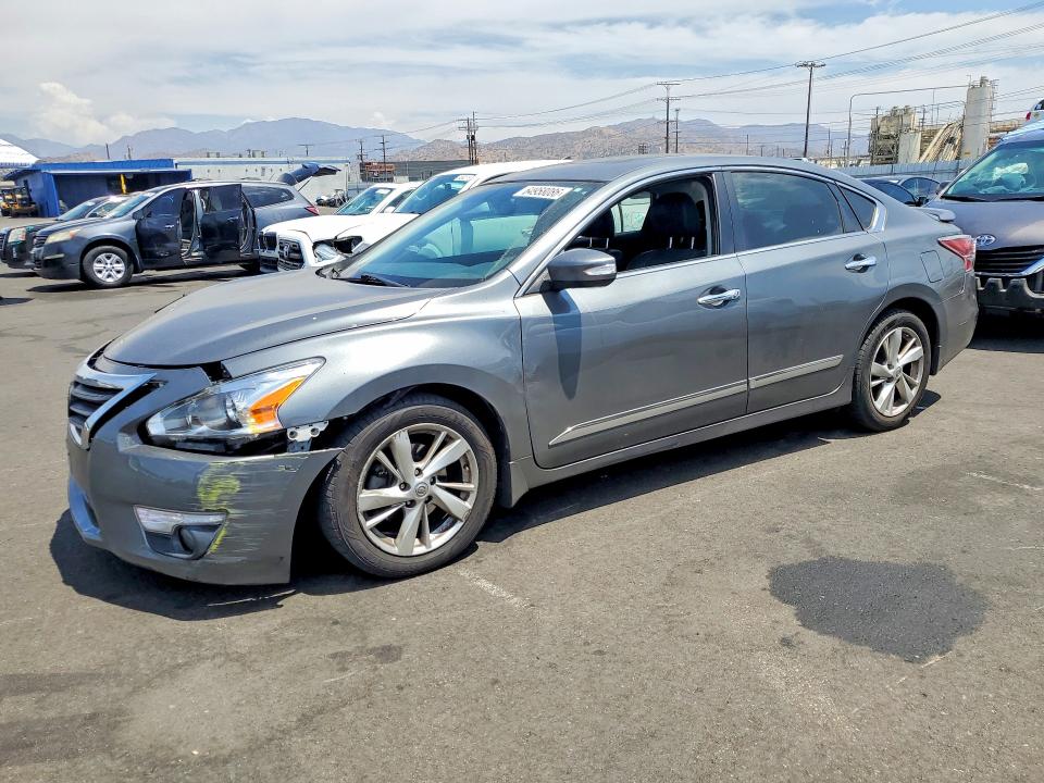 Продажа на аукционе авто 2015 Nissan Altima, vin: 1N4AL3AP2FN404816, номер лота: 64958086