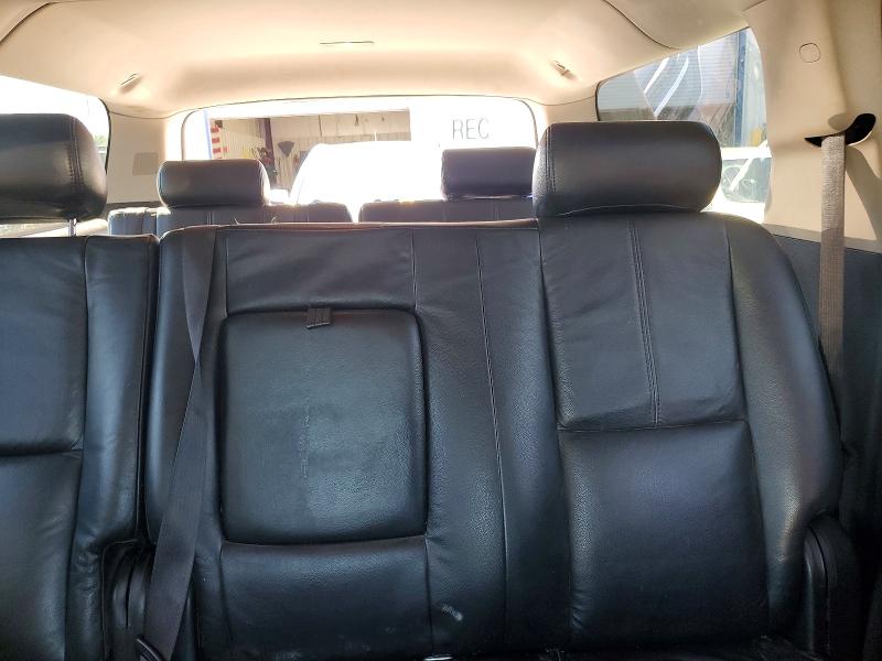 2010 Chevrolet Suburban მანქანა იყიდება აუქციონზე, vin: 1GNUKHE31AR212312, აუქციონის ნომერი: 63375016