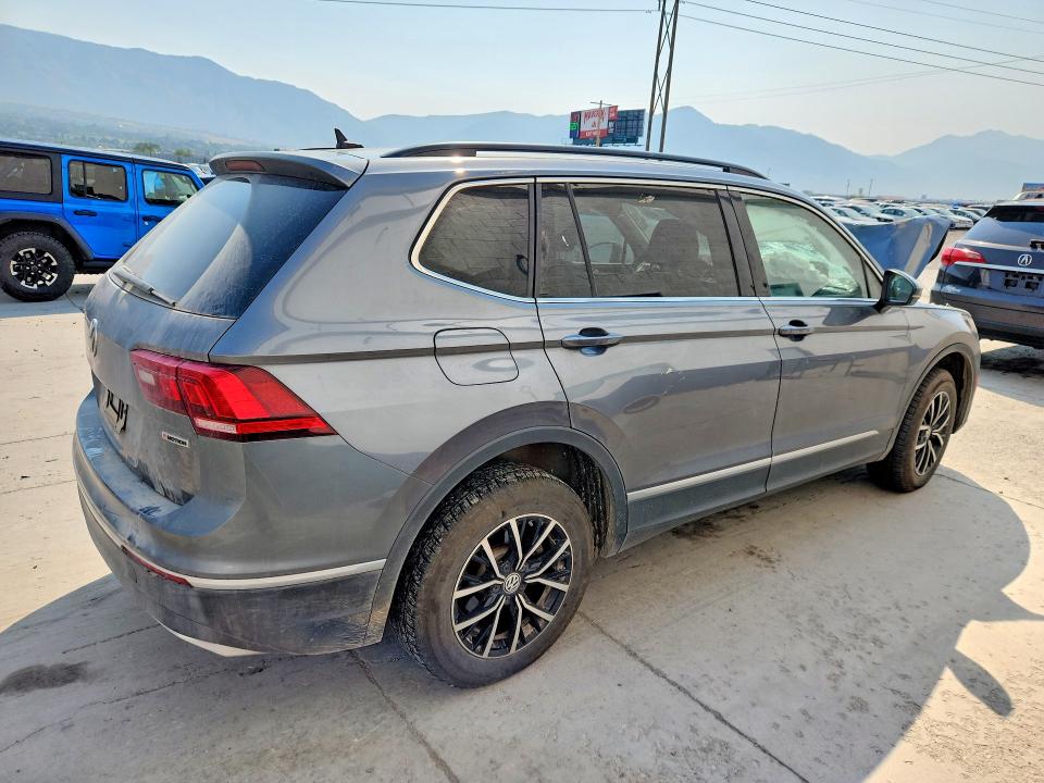 Продаж на аукціоні авто 2021 Volkswagen Tiguan, vin: 3VV2B7AX1MM086138, номер лоту: 63984026