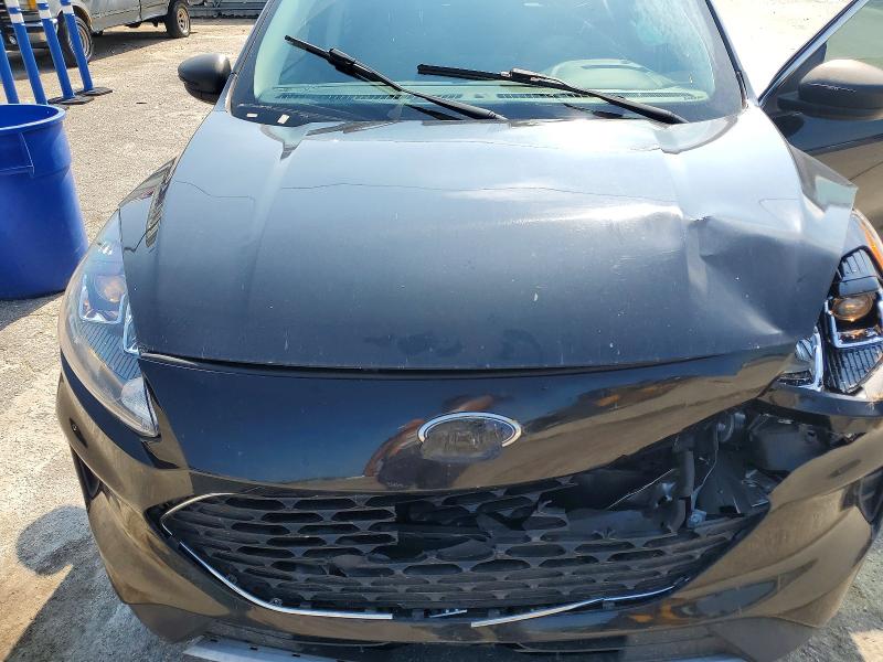 64475966 :رقم المزاد ، 1FMCU0G69NUA69793 vin ، 2022 Ford Escape مزاد بيع