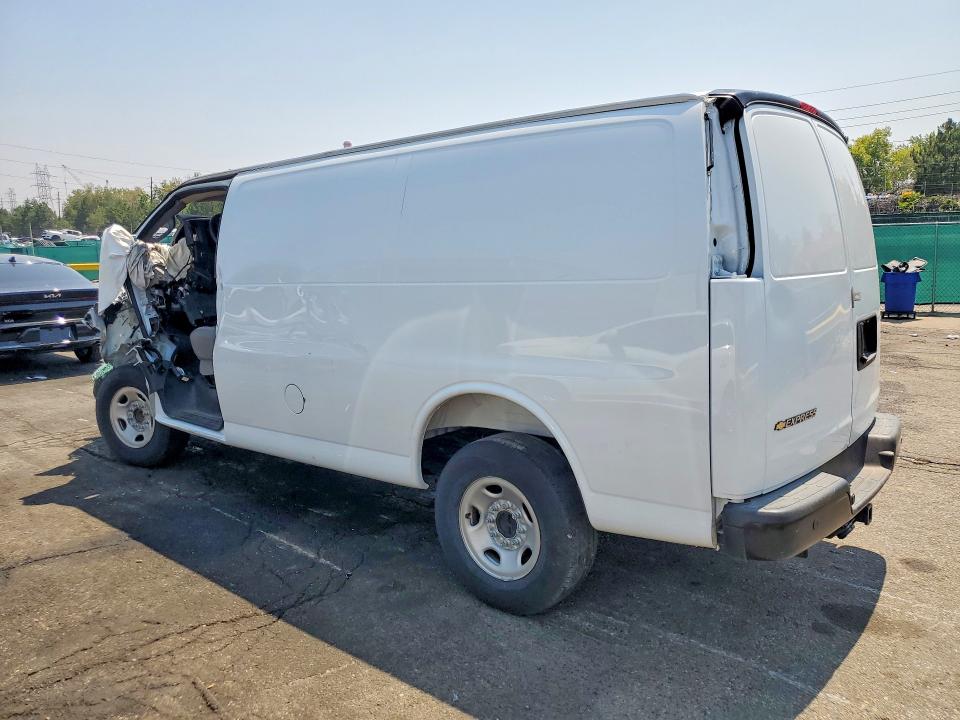 63895796 :رقم المزاد ، 1GCZGGFP7S1281341 vin ، 2025 Chevrolet Express G3500 مزاد بيع