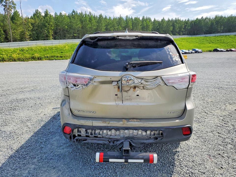 63747786 :رقم المزاد ، 5TDBKRFH0GS313044 vin ، 2016 Toyota Highlander مزاد بيع