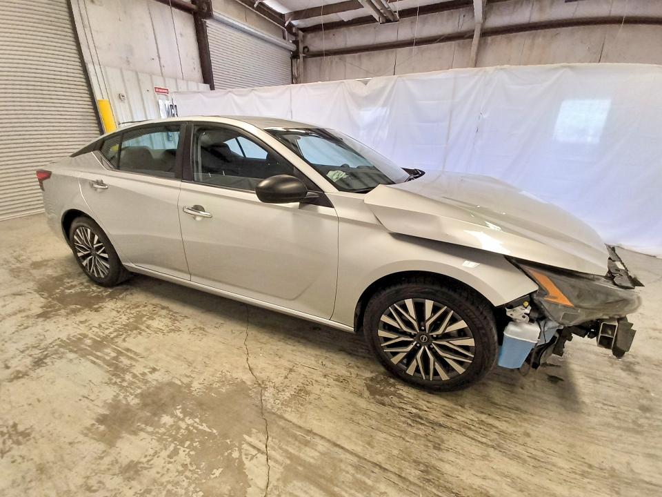 2025 Nissan Altima მანქანა იყიდება აუქციონზე, vin: 1N4BL4DV8SN366457, აუქციონის ნომერი: 61451036