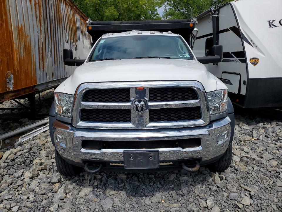 62669976 :رقم المزاد ، 3C7WRNAL8JG342608 vin ، 2018 Ram 550 مزاد بيع