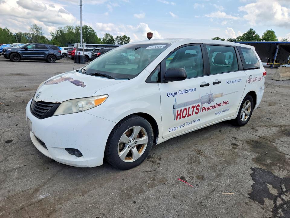 65162206 :رقم المزاد ، 5TDZK3DC0ES409580 vin ، 2014 Toyota Sienna مزاد بيع