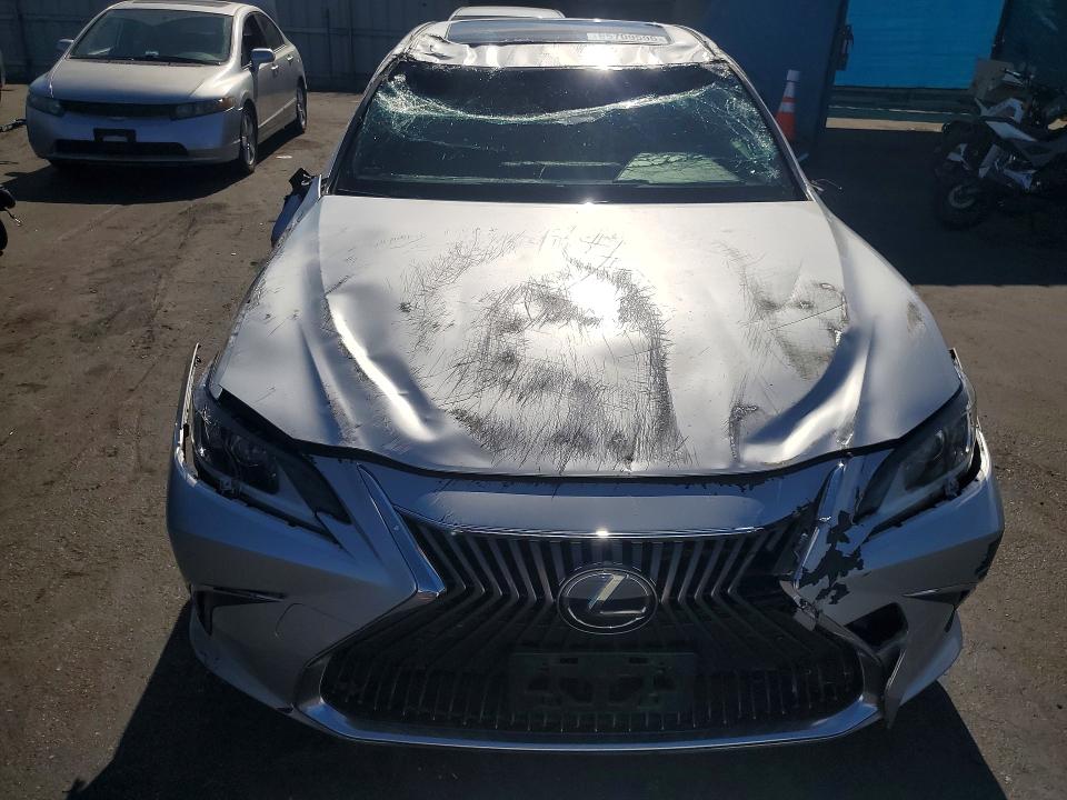 Aukcja sprzedaży 2019 Lexus Es, vin: JTHB21B12K2002112, numer aukcji: 65709596