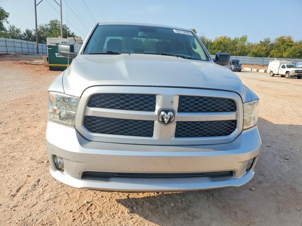62418686 :رقم المزاد ، 1C6RR6FT3GS376070 vin ، 2016 Ram 1500 مزاد بيع