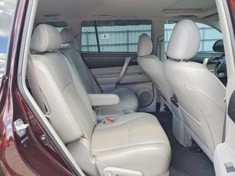 64711746 :رقم المزاد ، 5TDZK3EH0DS129456 vin ، 2013 Toyota Highlander مزاد بيع